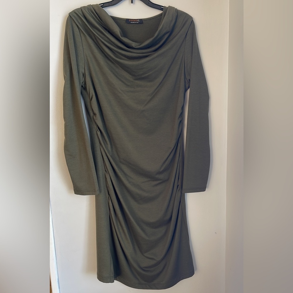 Fitted size large hunter Green dress